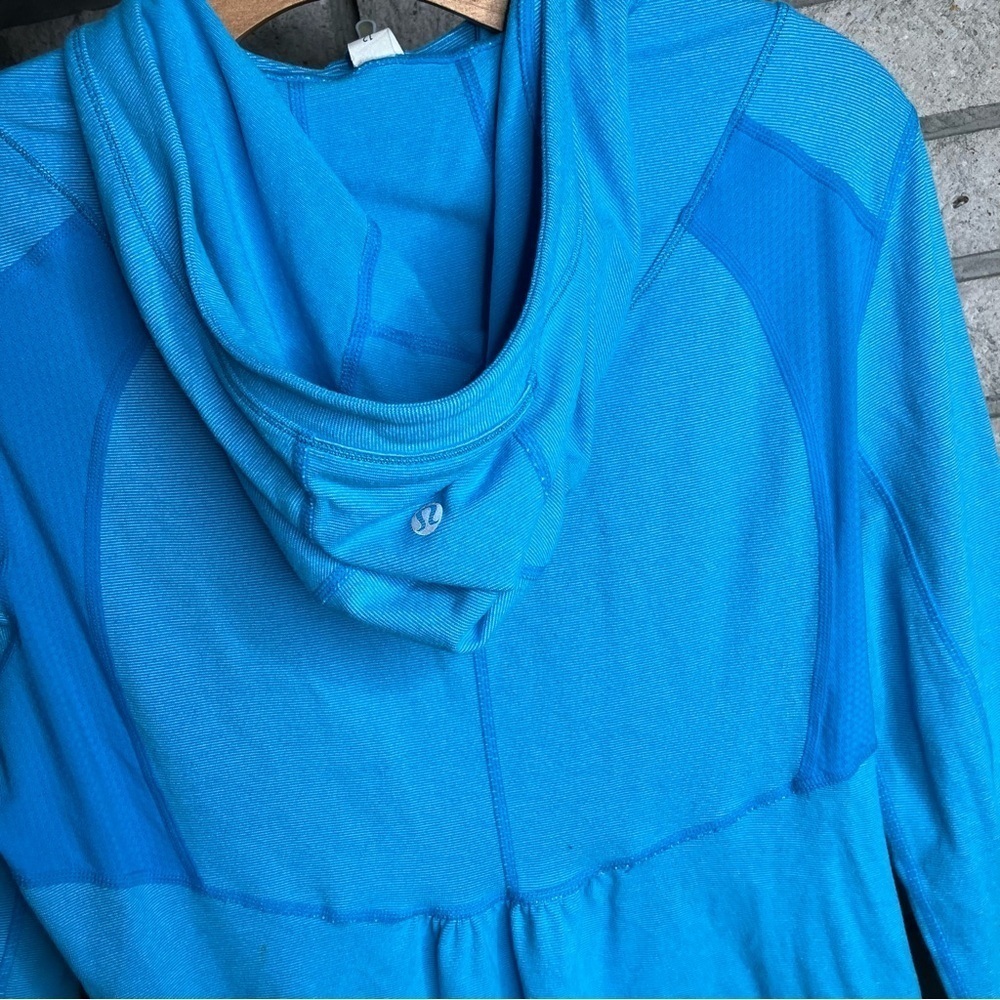 Lululemon Quarter Zip Hooded Pullover - Picture 6 of 8